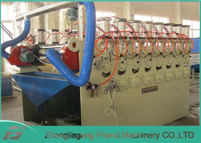 CE  PVC Powder No Deformation WPC Extruder 1240mm Board Width 0
