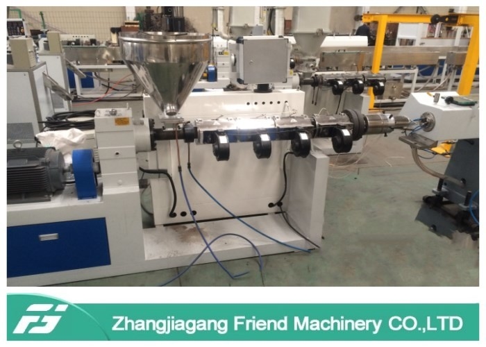 30kg/H Capacity Pvc Hose Making Machine , Pvc Pipe Manufacturing Equipment 
