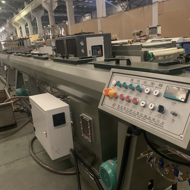 Construction 50kg/H PE Pipe Extrusion Line Siemens Motor Independent Control Box
