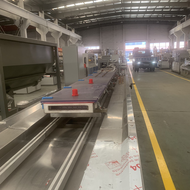 300kg/H Capacity PVC Ceiling Panel Extrusion Line 250mm Width