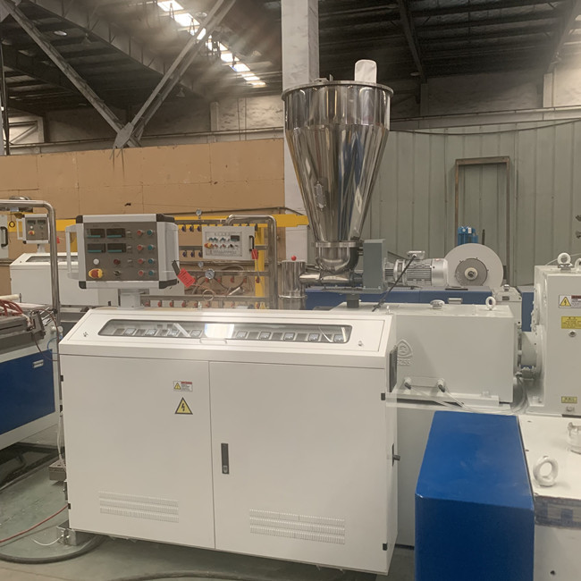 WPC Twin Screw Pla Extruder Machine 38CrMoALA Screw 2