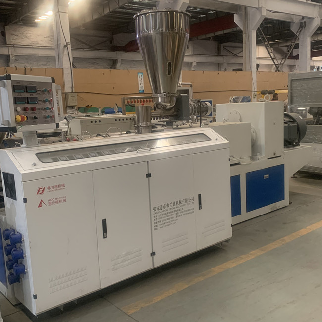 45RPM Conical Double Screw Extruder Plastic Pipe Machine 4