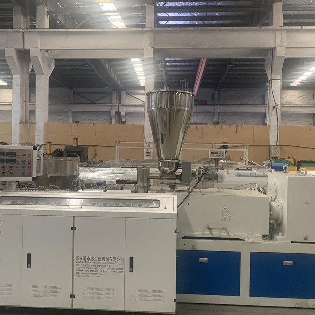 Customized 700mm Pvc Profile Panel Machine With Double Screw 3