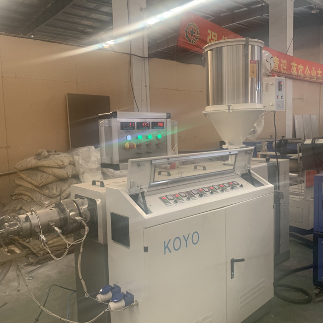 Single Screw 40kg/H Medical PU Plastic Pipe Machine 1