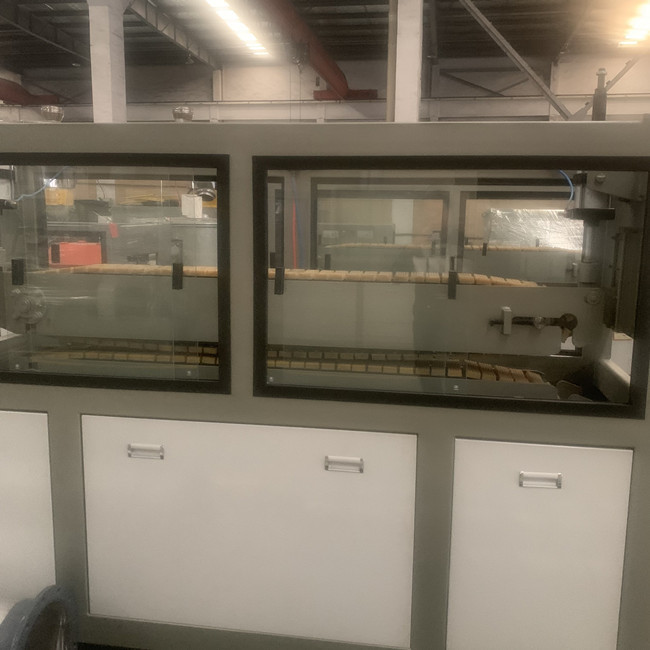 180kg/H Hdpe Pipe Extruder Production Line Extrusion Machine Vacuum Forming 4