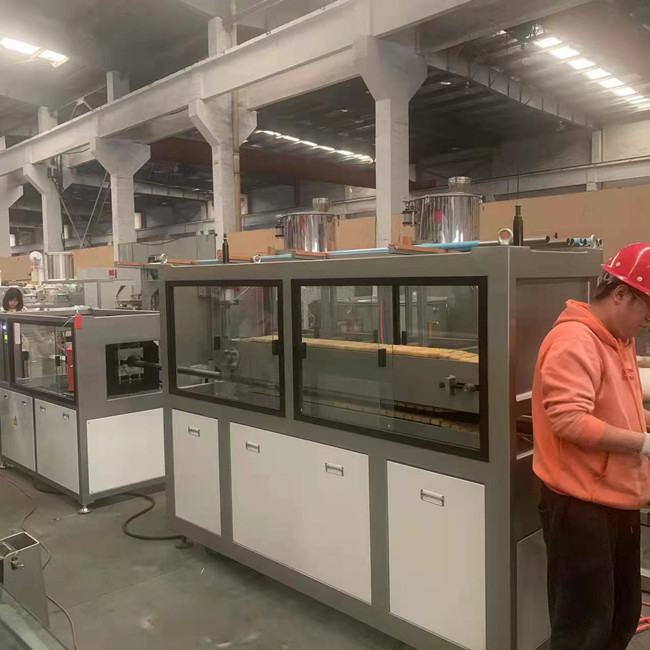 LDPE HDPE Material Plastic Pipe Extruding Machine 150kg/H 3