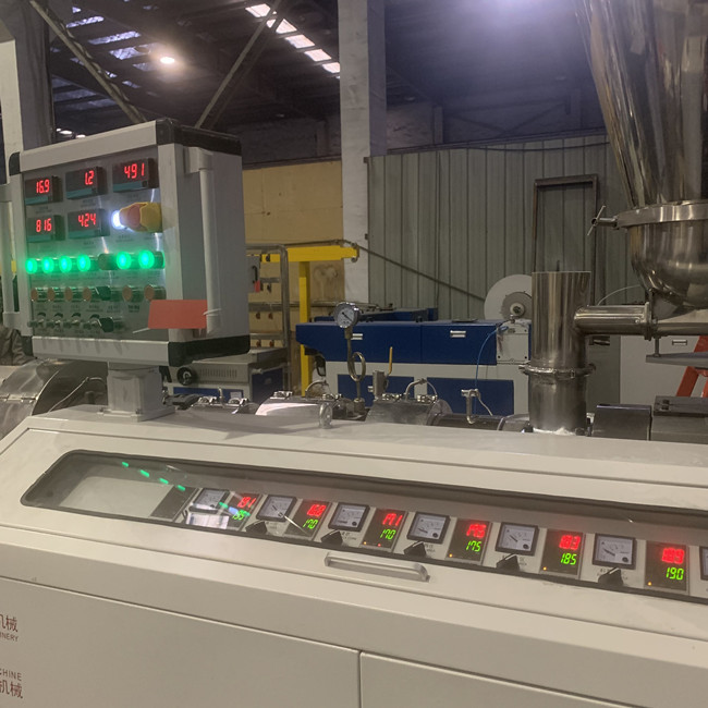 Conical  Screw Waste Plastic Hot Cutting PVC Pelletizing Line 3