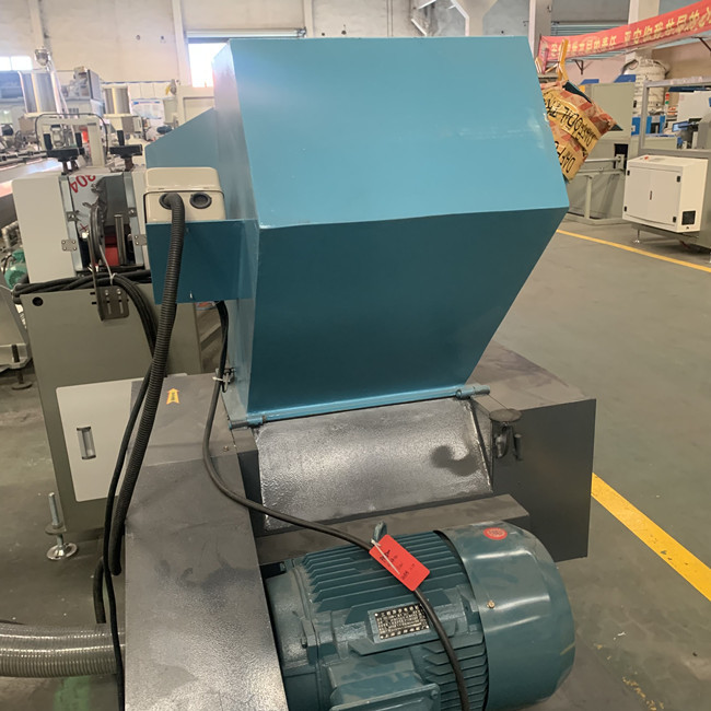 10mm Wall Thickness PVC Crusher Machine 1300kg/H Low Noise 3