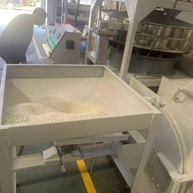 120 Meshes PVC Milling Pulverizer Machine Water Cooling High Capacity 6