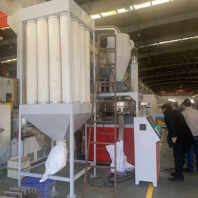120 Meshes PVC Milling Pulverizer Machine Water Cooling High Capacity 5